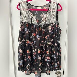 H.I.P - Sheer floral top - Womens 1X